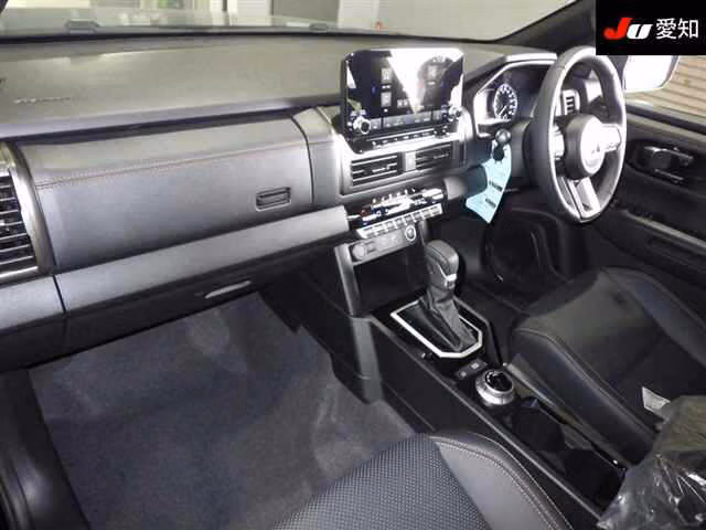 MITSUBISHI TRITON