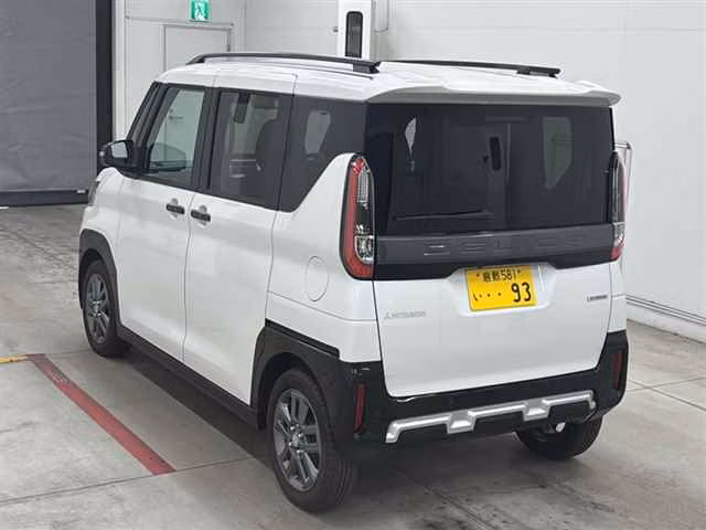 MITSUBISHI DELICA MINI