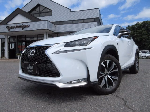 Lexus NX200t