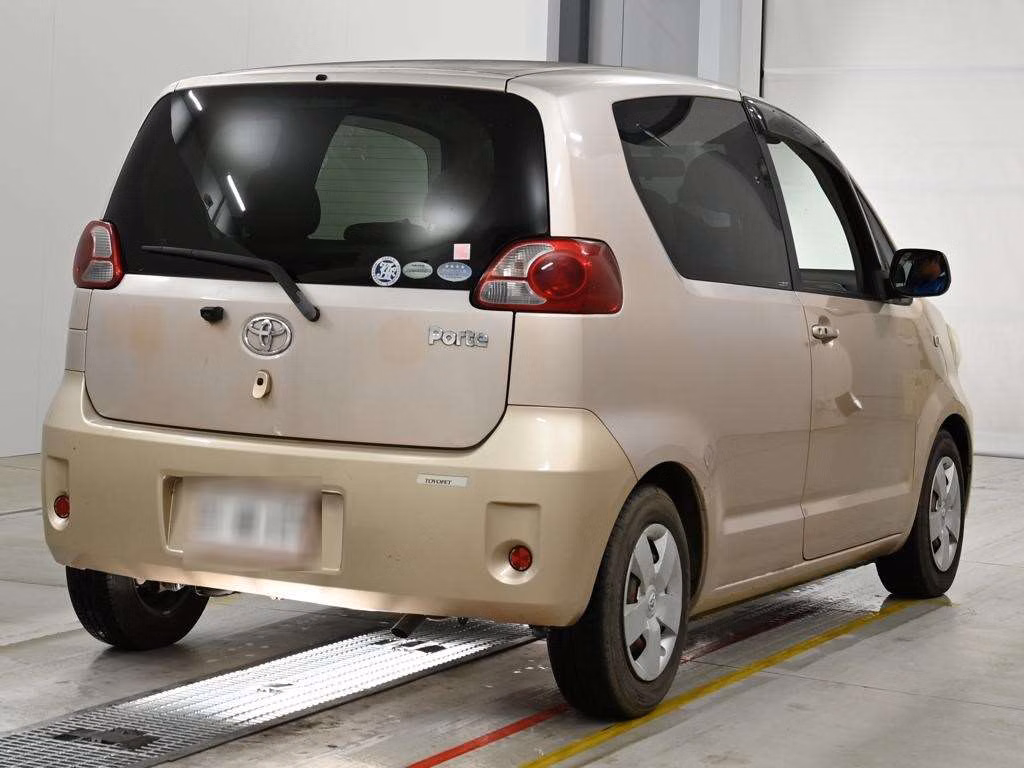 TOYOTA PORTE