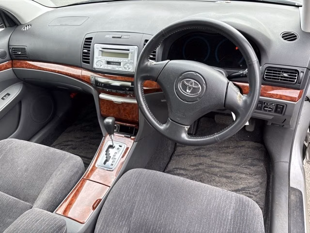 TOYOTA PREMIO