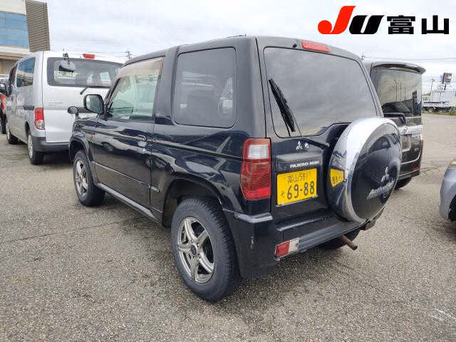 MITSUBISHI PAJERO MINI