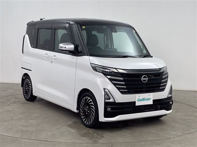 NISSAN ROOX