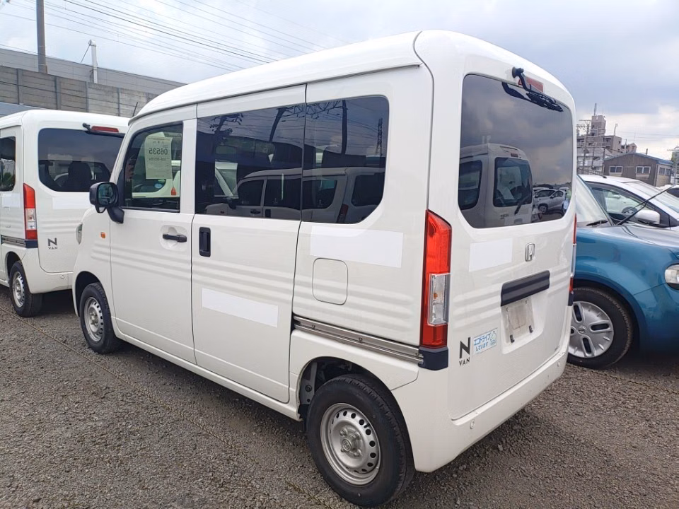 HONDA N-VAN