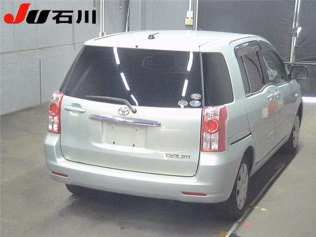TOYOTA RAUM