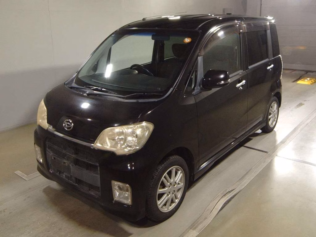 DAIHATSU TANTO EXE