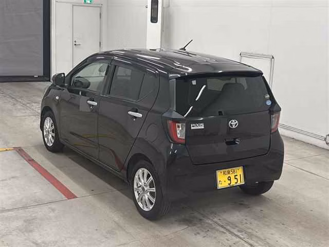 TOYOTA PIXIS EPOCH