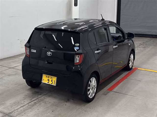 TOYOTA PIXIS EPOCH