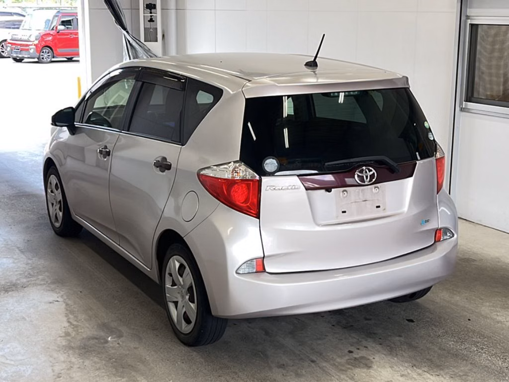 TOYOTA RACTIS