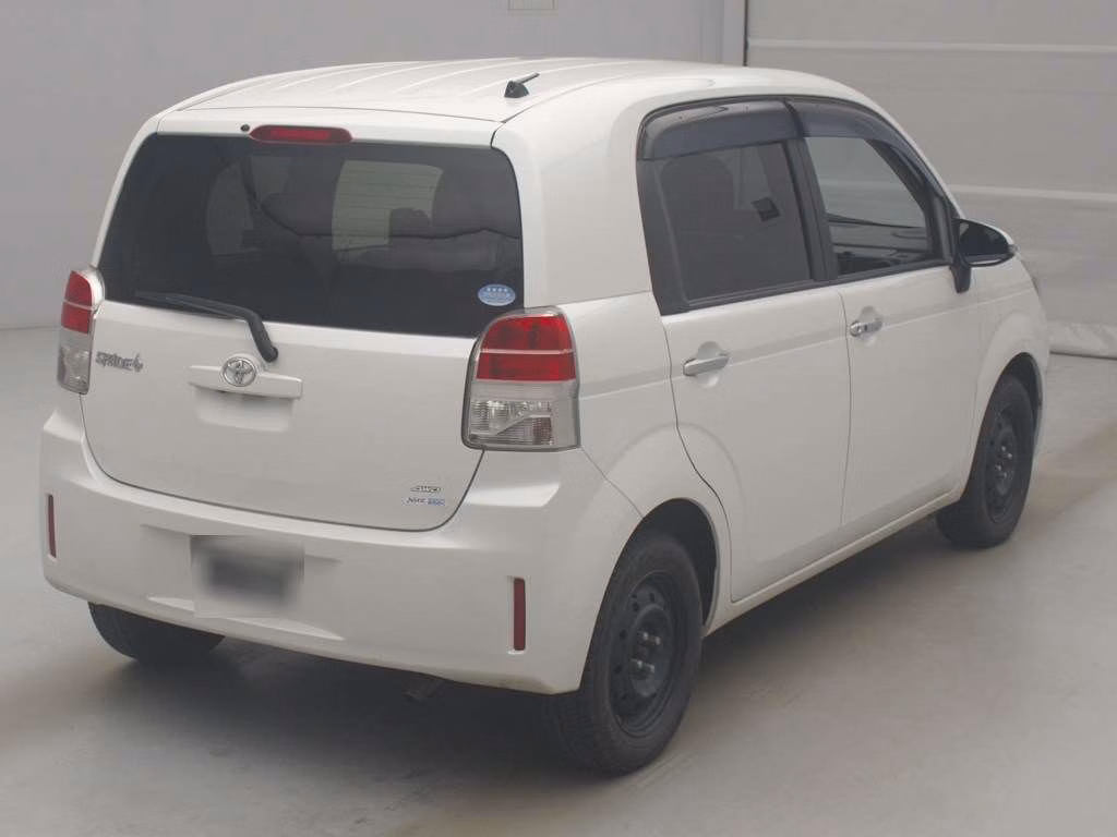 TOYOTA SPADE