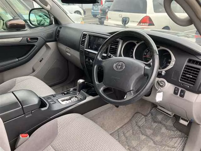 TOYOTA HILUX SURF