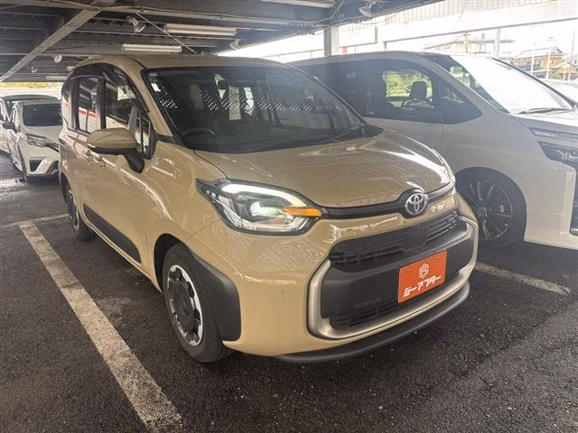 TOYOTA SIENTA