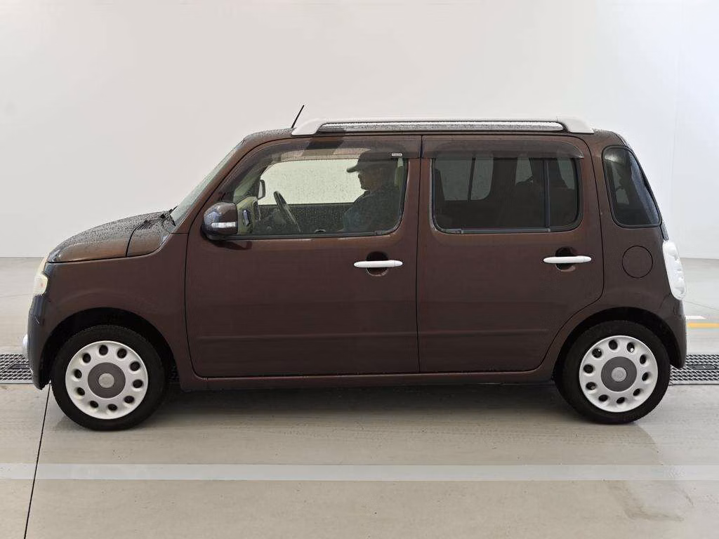 DAIHATSU MIRA COCOA
