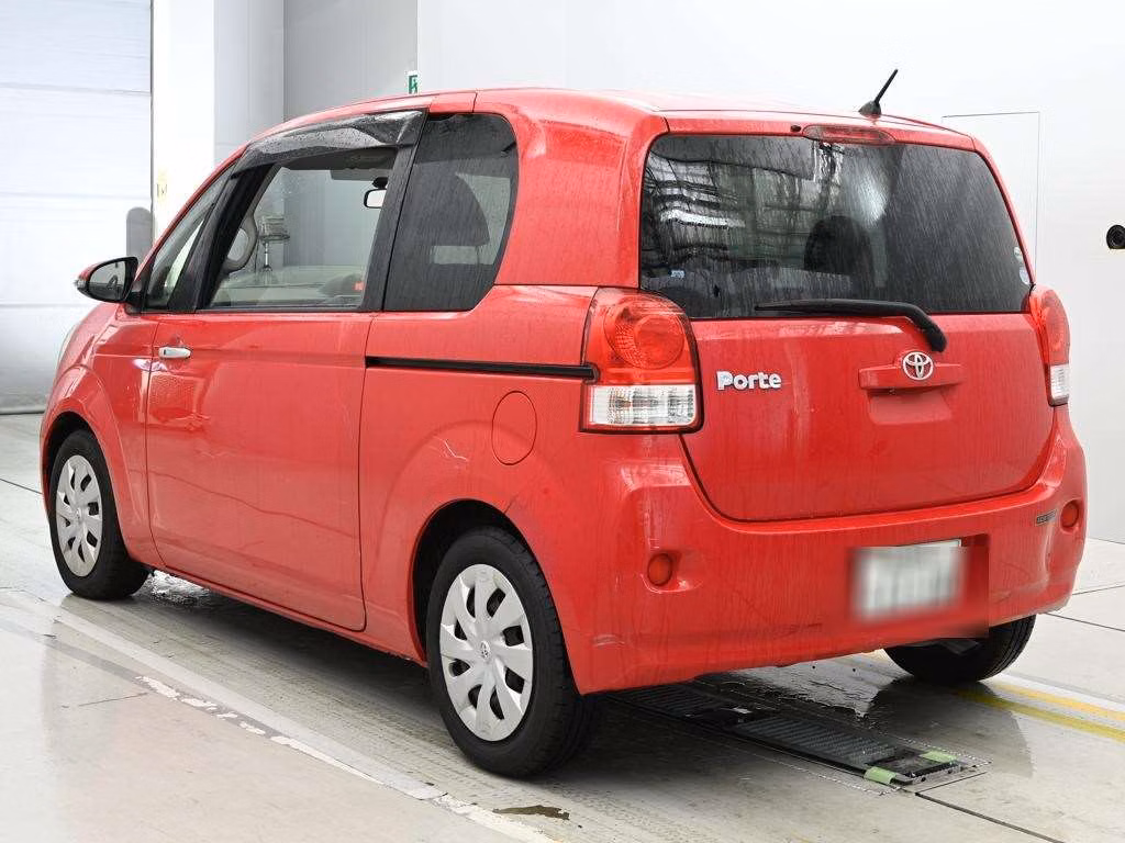 TOYOTA PORTE