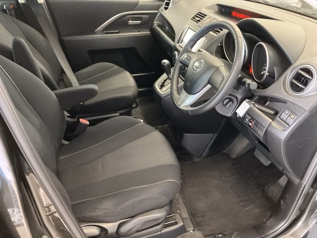 NISSAN LAFESTA