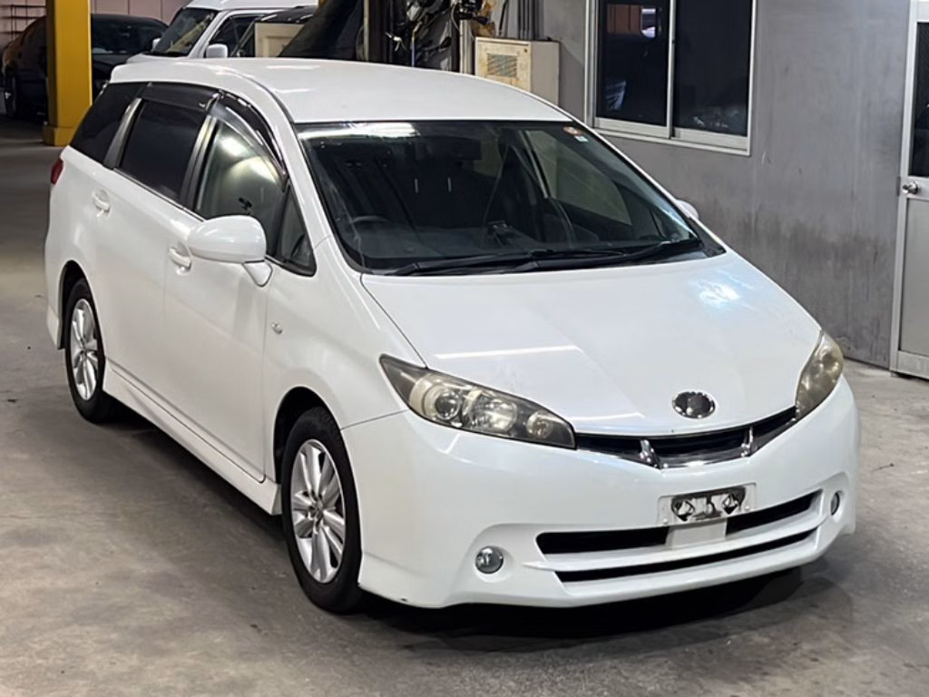 TOYOTA WISH