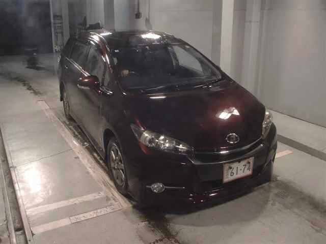TOYOTA WISH