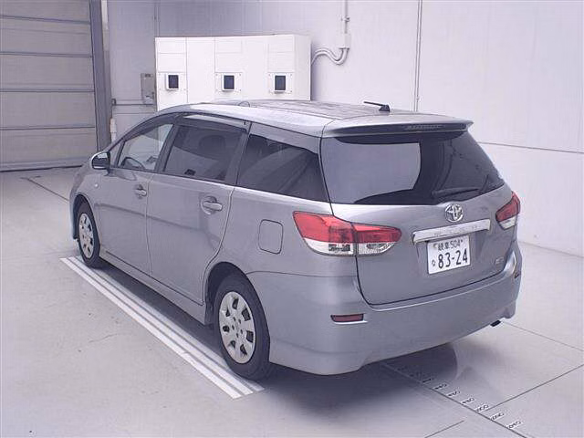 TOYOTA WISH