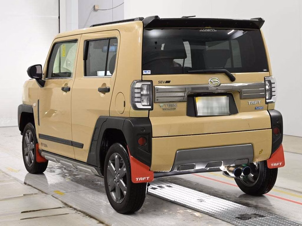 DAIHATSU TAFT