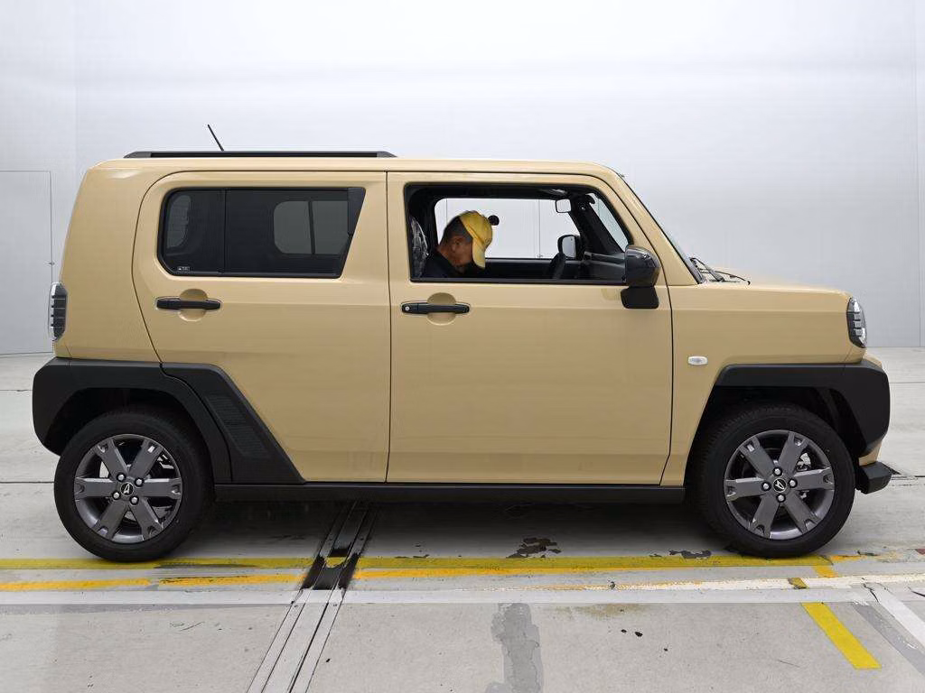 DAIHATSU TAFT