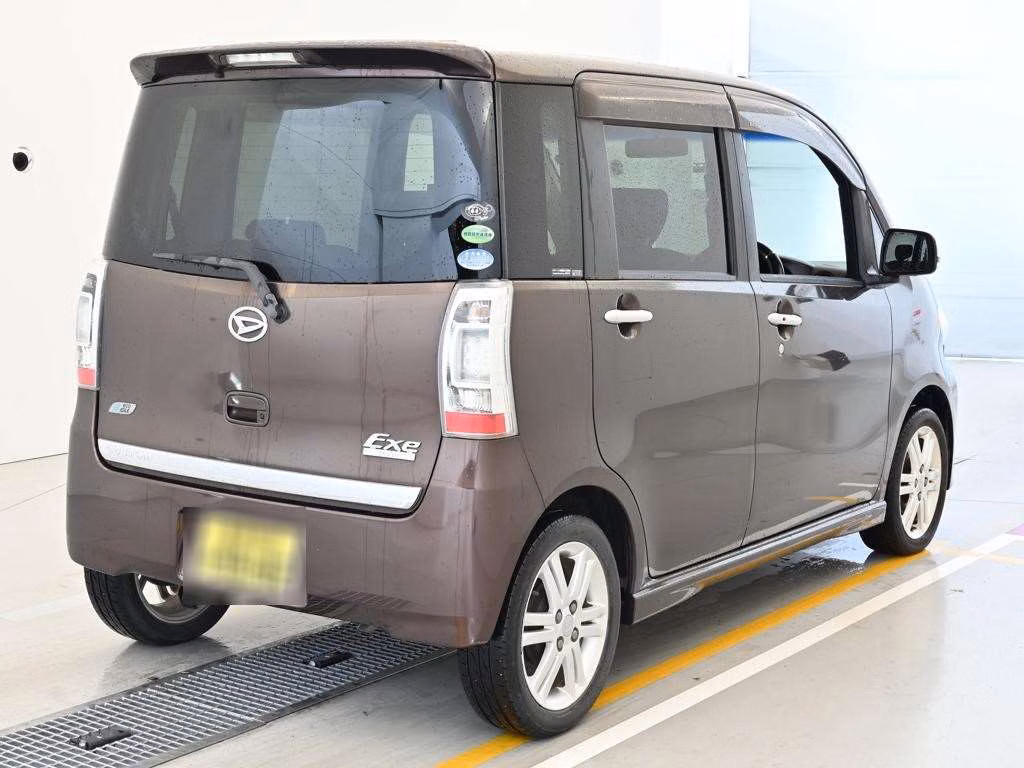 DAIHATSU TANTO EXE