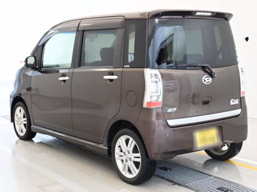 DAIHATSU TANTO EXE