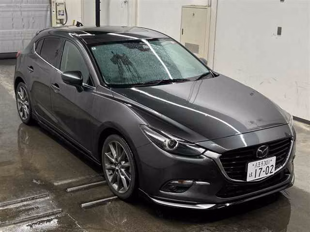 MAZDA AXELA