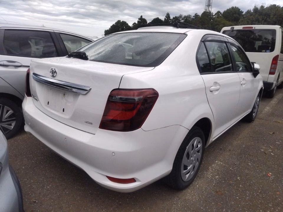 TOYOTA COROLLA AXIO