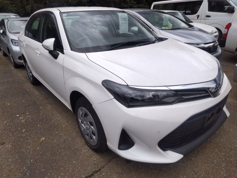 TOYOTA COROLLA AXIO