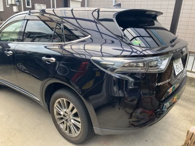 TOYOTA HARRIER