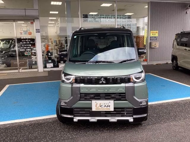 Mitsubishi Delica Mini