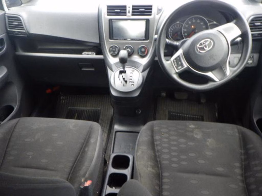 TOYOTA RACTIS