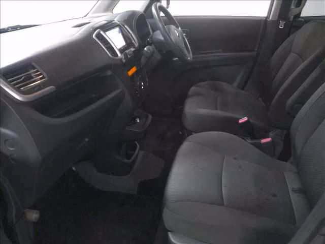 MITSUBISHI DELICA D:2