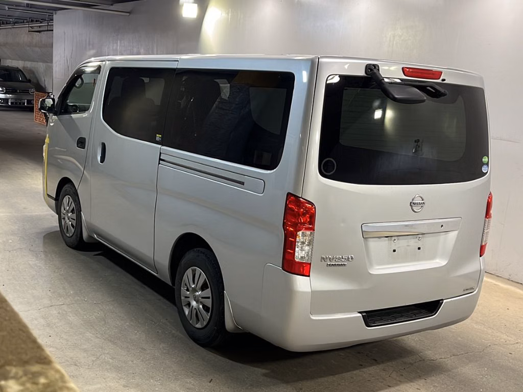 NISSAN NV350 CARAVAN