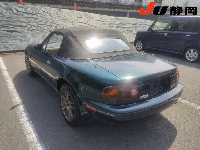 MAZDA ROADSTER