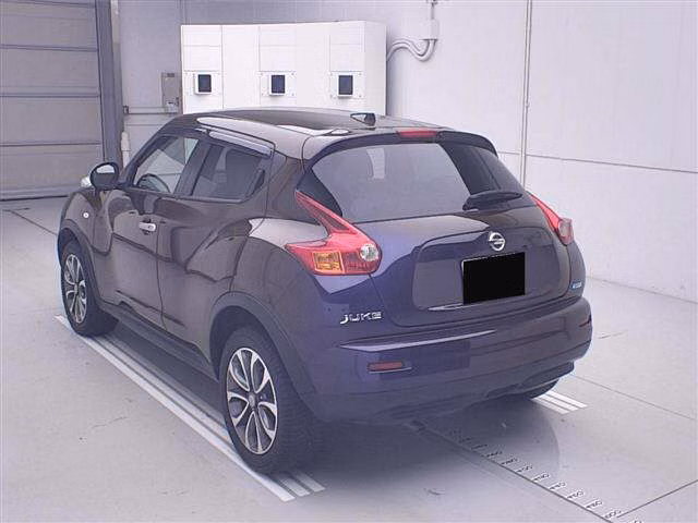NISSAN JUKE