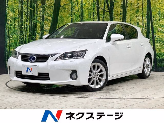 LEXUS CT200H