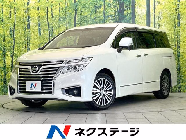NISSAN ELGRAND
