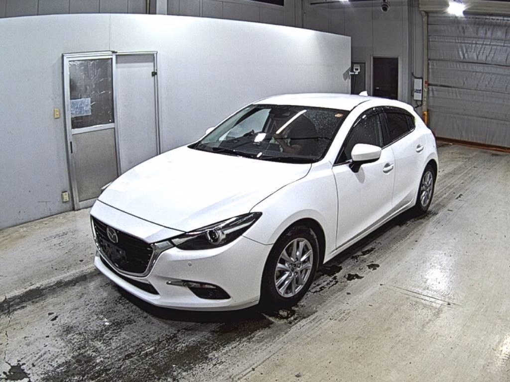 MAZDA AXELA