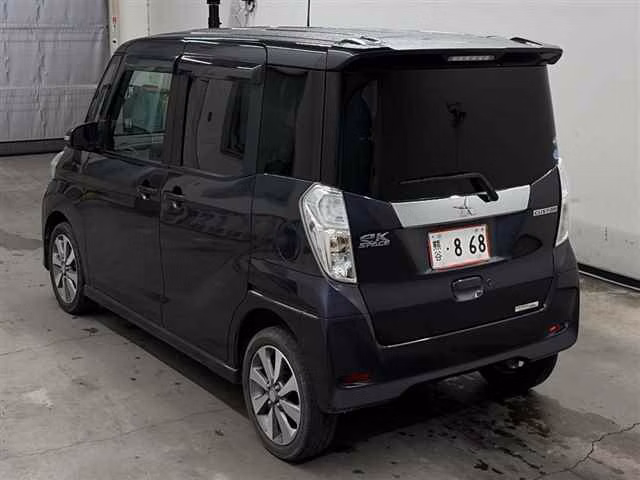 MITSUBISHI EK SPACE