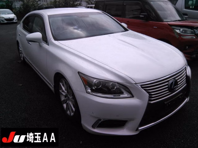 Lexus LS460
