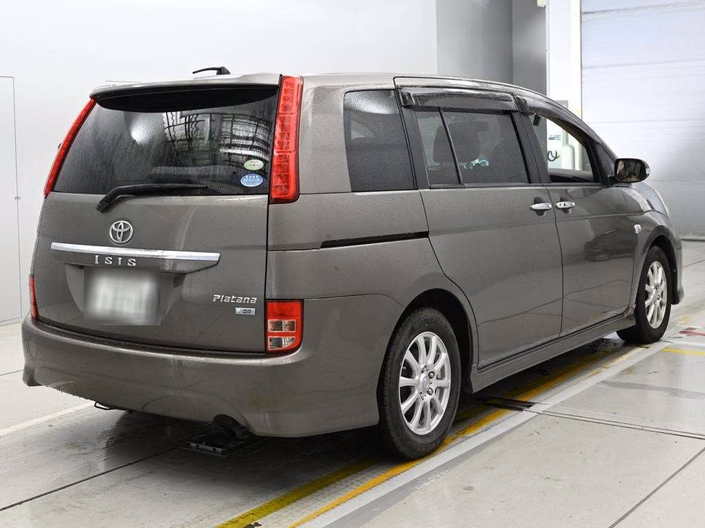 TOYOTA ISIS