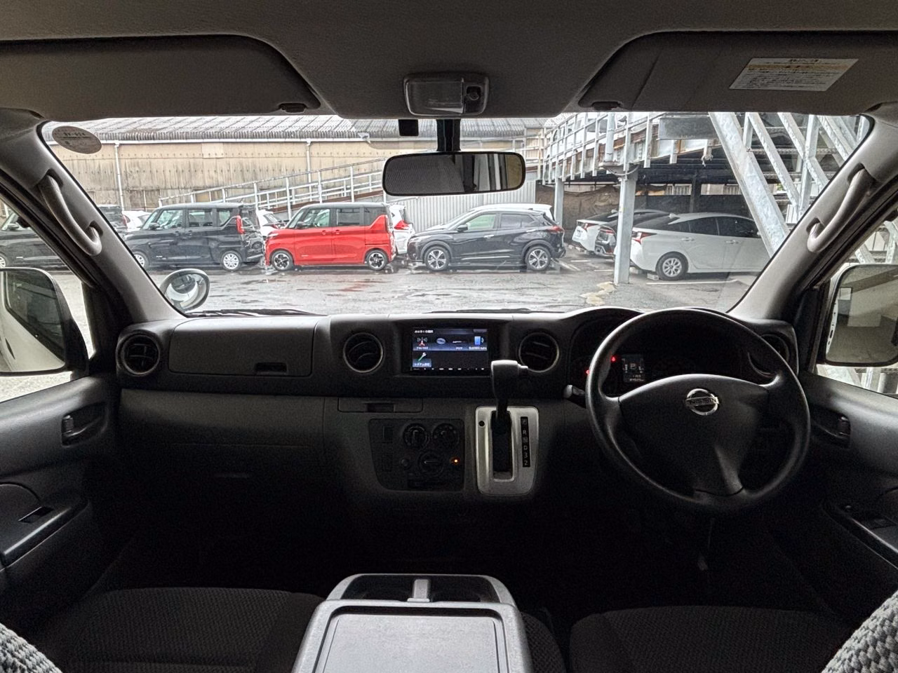 NISSAN NV350 CARAVAN