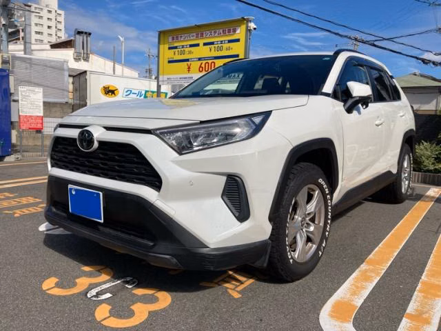 TOYOTA RAV4
