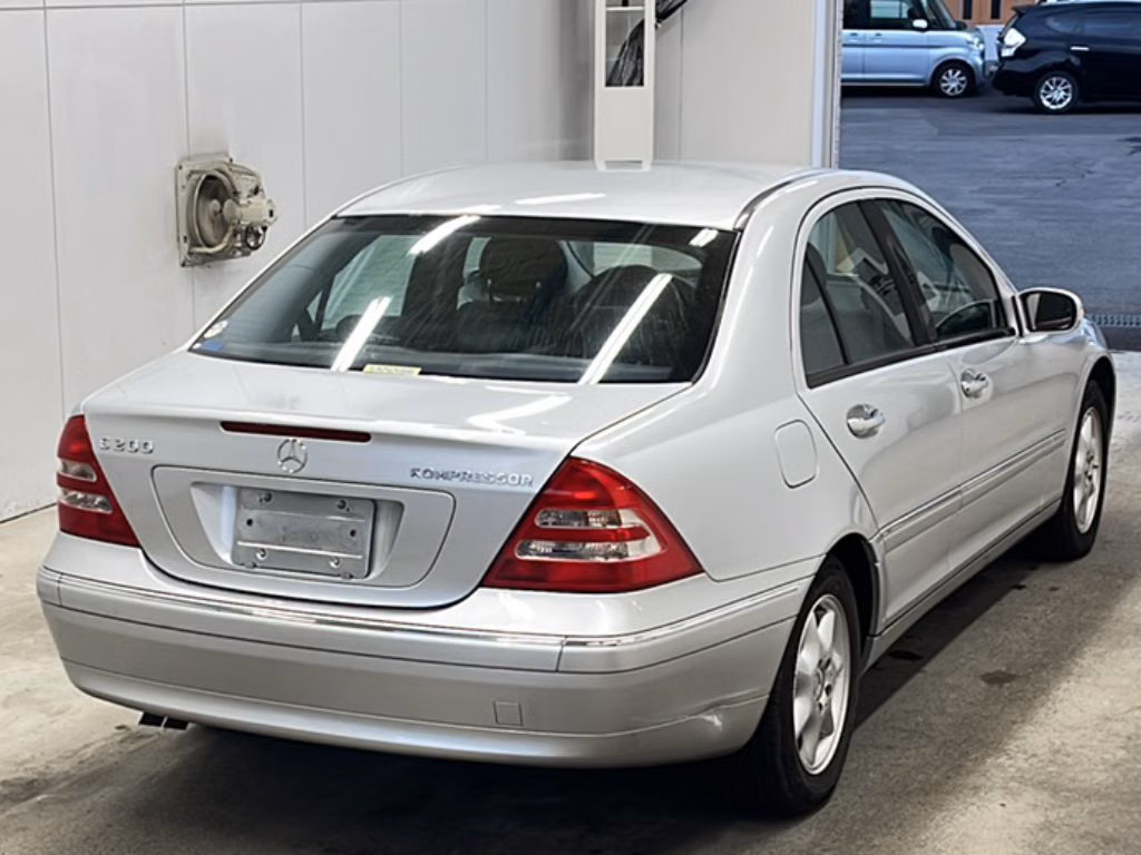 MERCEDES-BENZ C-CLASS