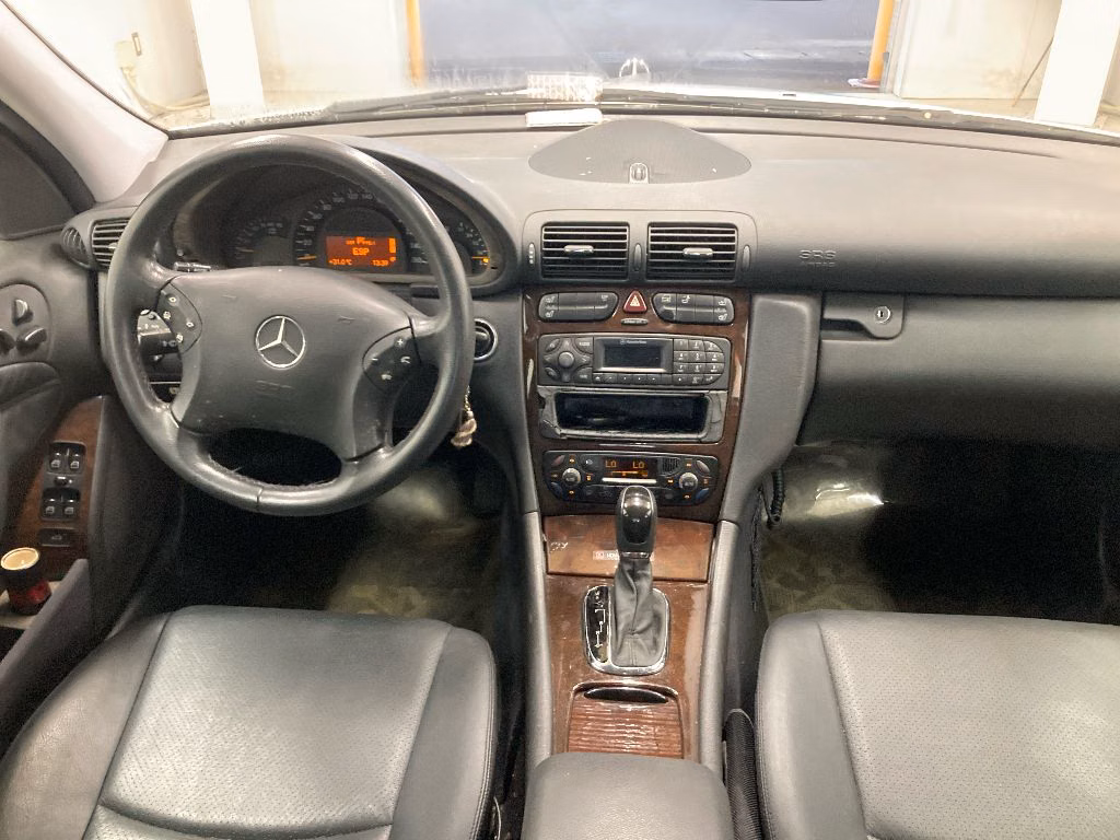 MERCEDES-BENZ C-CLASS