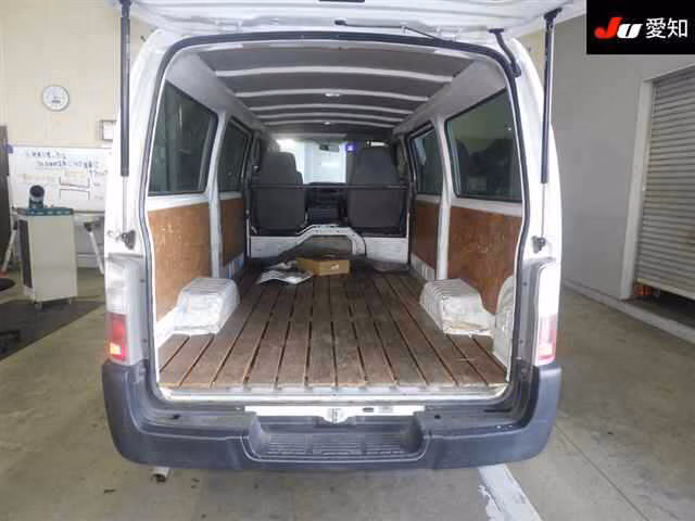 NISSAN CARAVAN