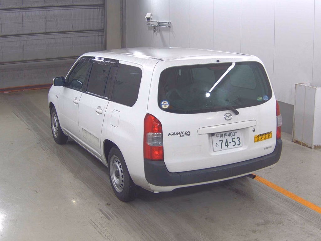 MAZDA FAMILIA
