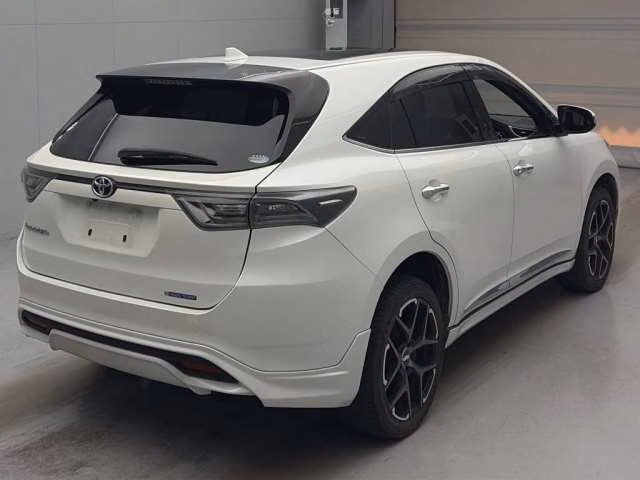 TOYOTA HARRIER