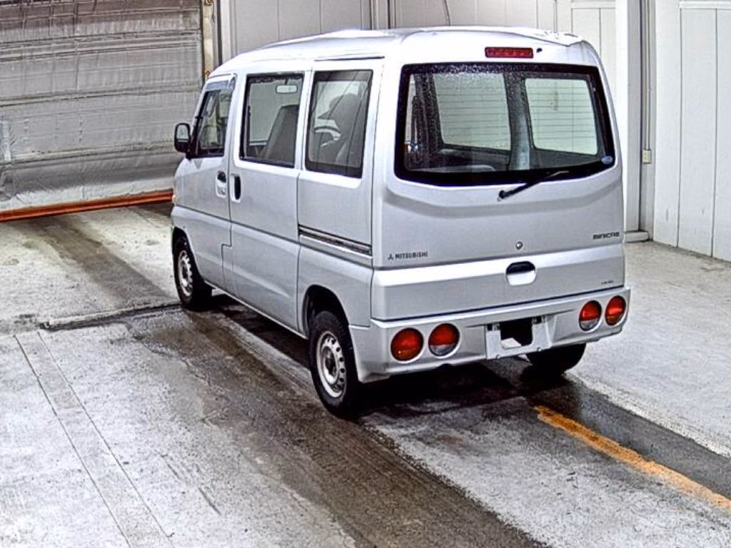 MITSUBISHI MINICAB
